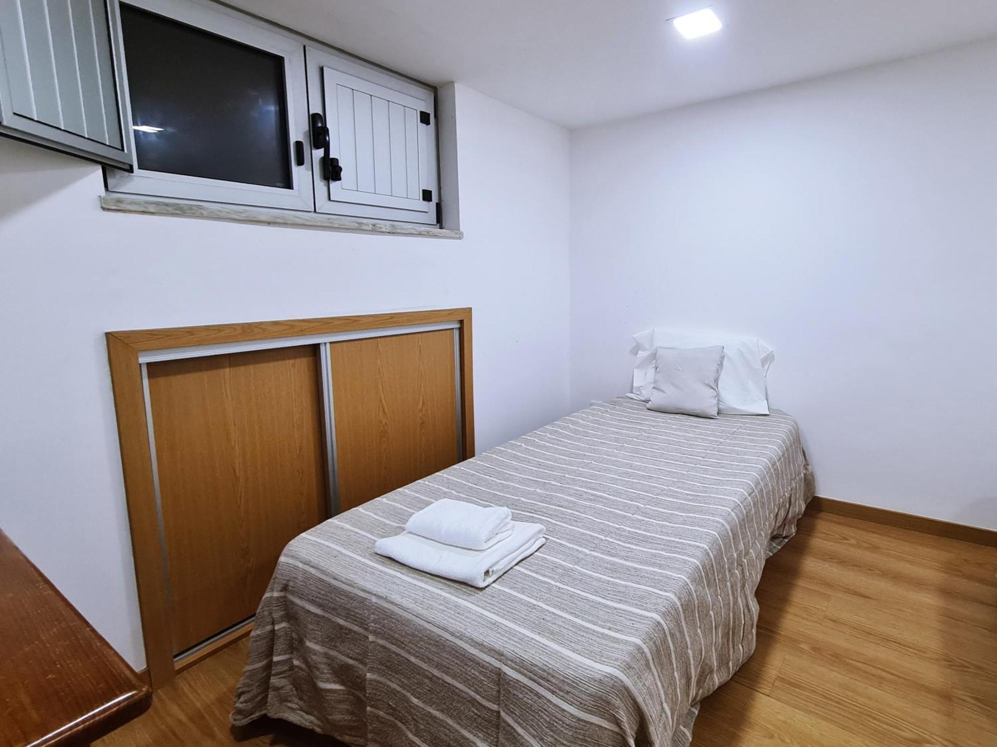 Mr House - Self Check-In Villa Coimbra Exterior photo
